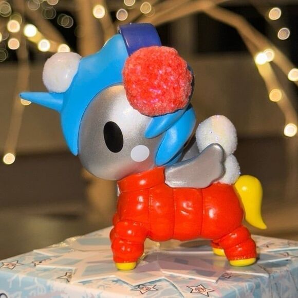 tokidoki Chilly Unicorno from Winter Wonderland Unicorno Series - Picture 3 of 4